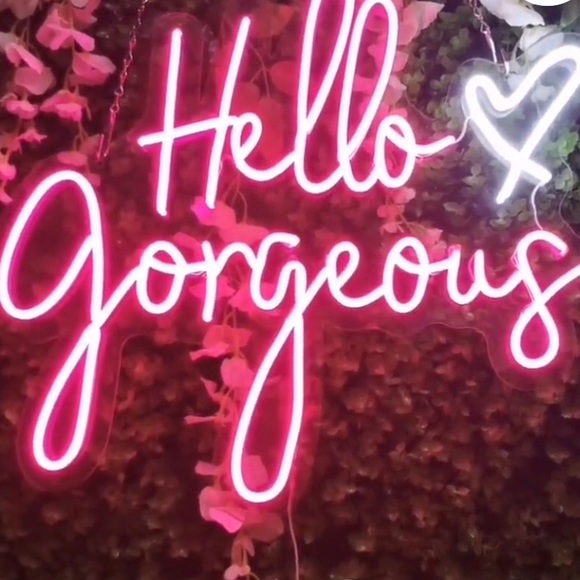 Posh Ambassador • The Fashion Field - Picture 1 of 1